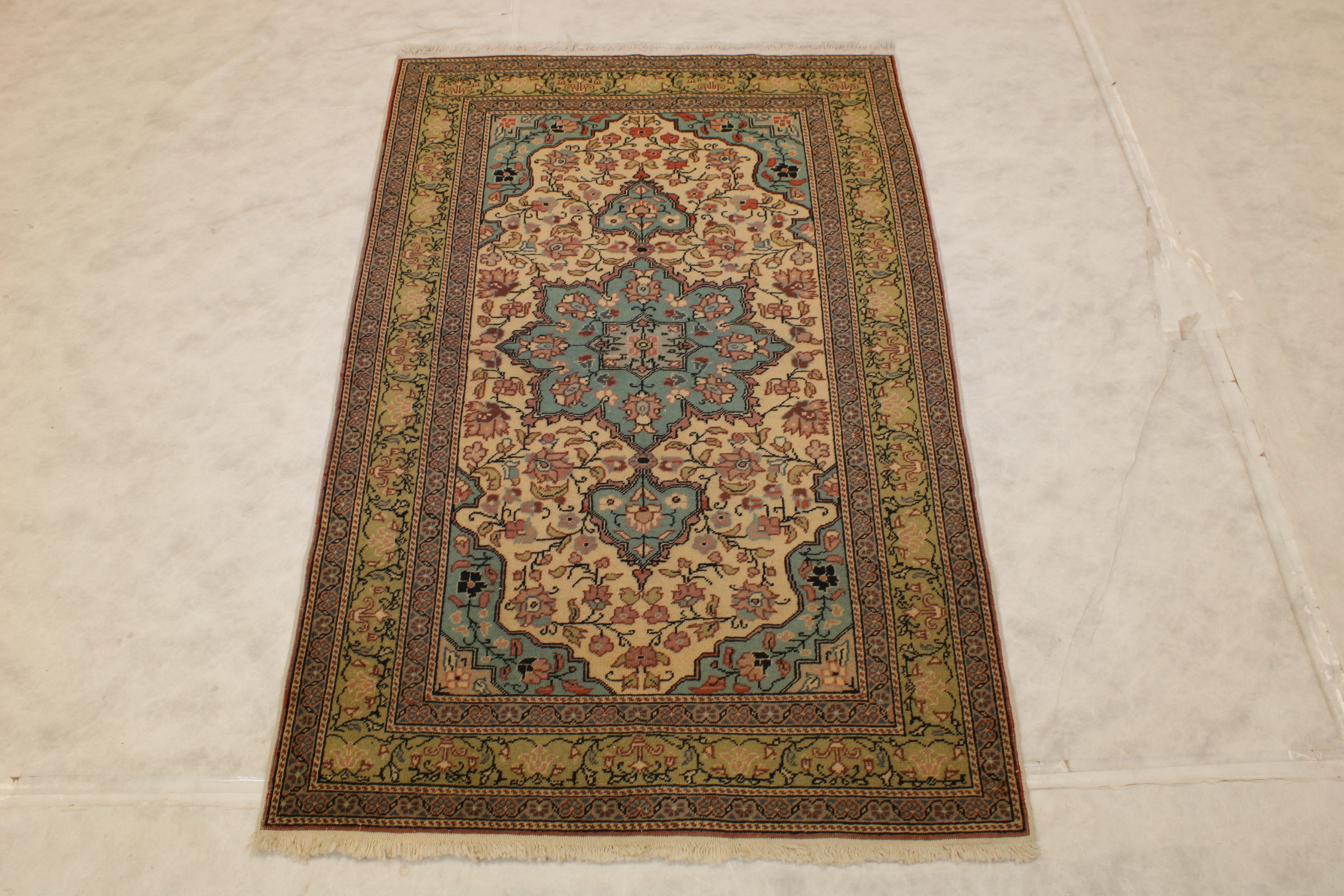 Turkish Kayseri Rug, Hand Knotted Wool Rug