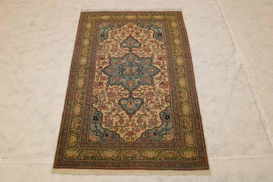 Turkish Kayseri Rug, Hand Knotted Wool Rug