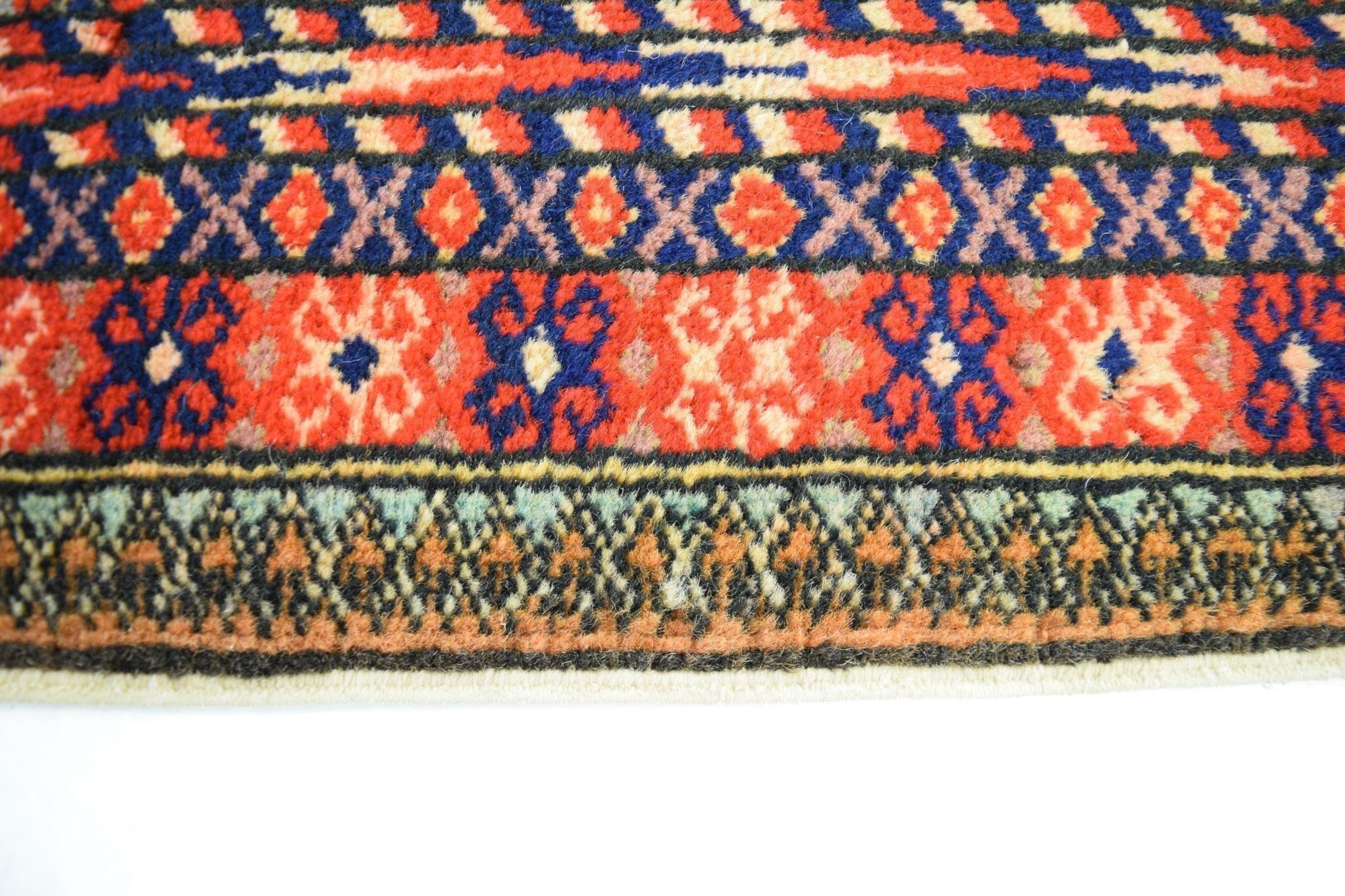 9'10" x 12'10" ft. Turkish Kayseri Area Rug