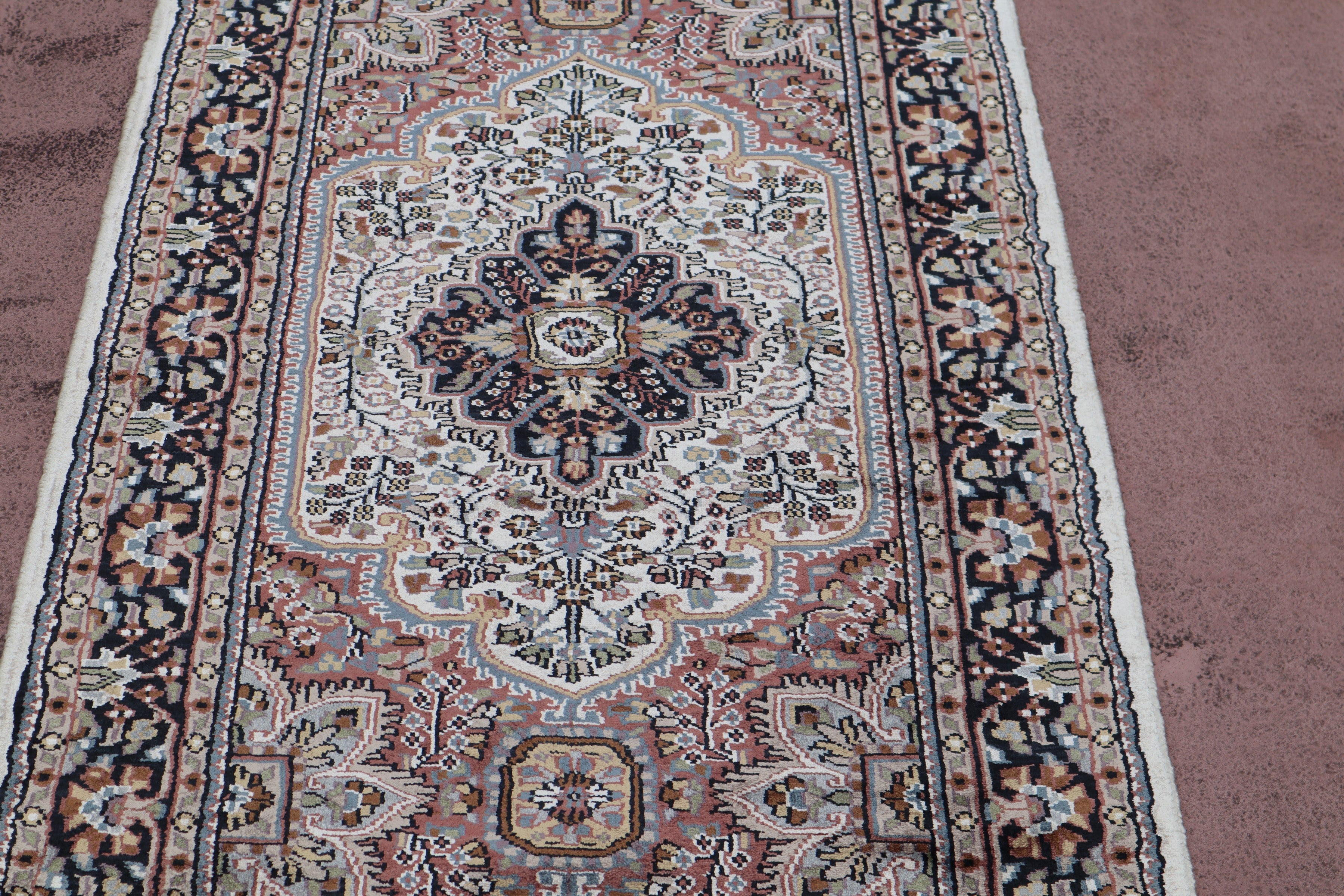 Indian Runner, Kashmiri Rug, Runner Rug, Rug Decor