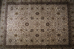 Sanukh Rug, Ivory Rug, Hand Knotted Oriental Rug