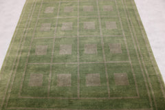 4'7" X 8'0" Green Floral Hand Knotted Rug