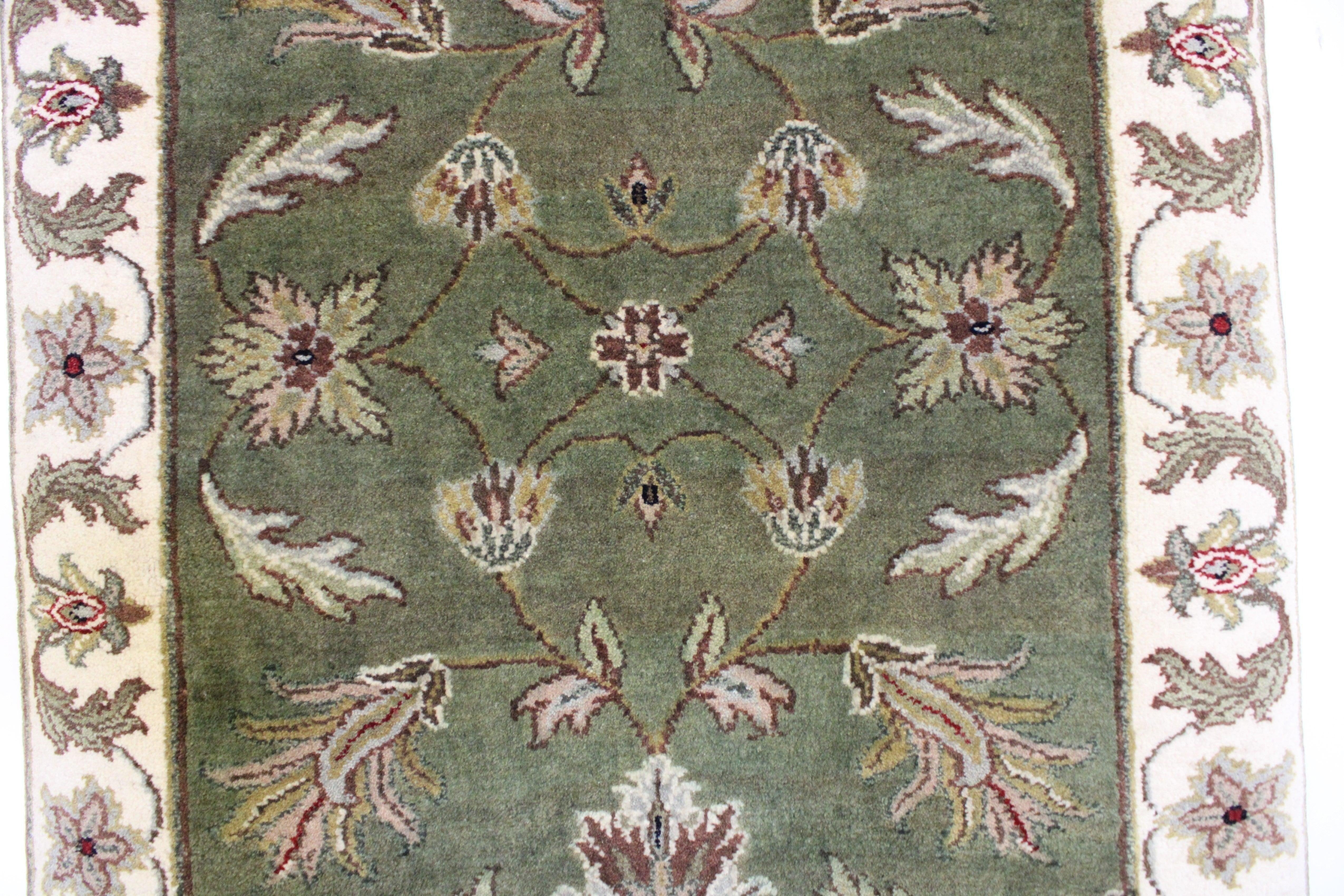 2'8" x 10'0" Green Persian Design Runner