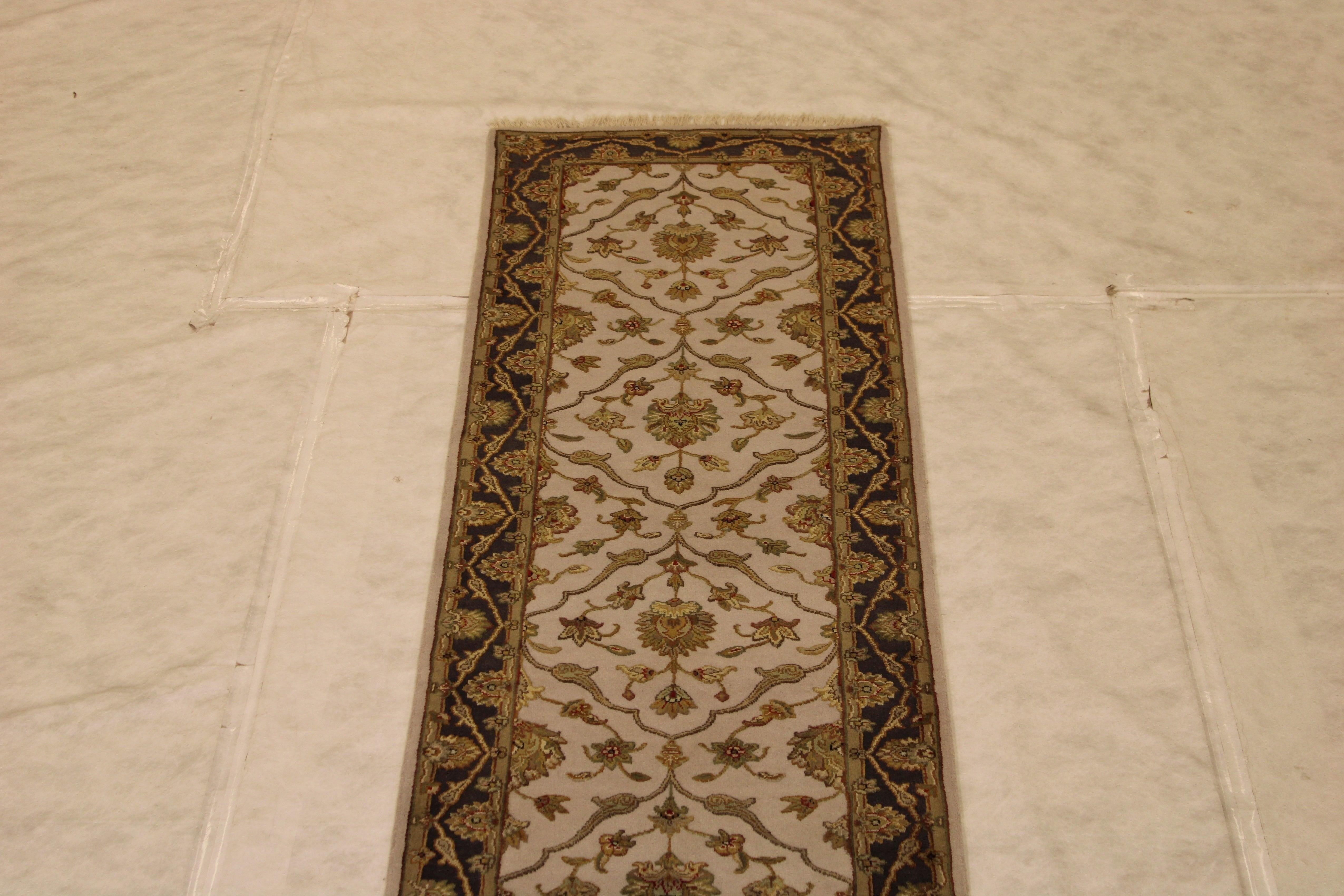 2'6" x 12'2" Silk Flower Hand Knotted Runner