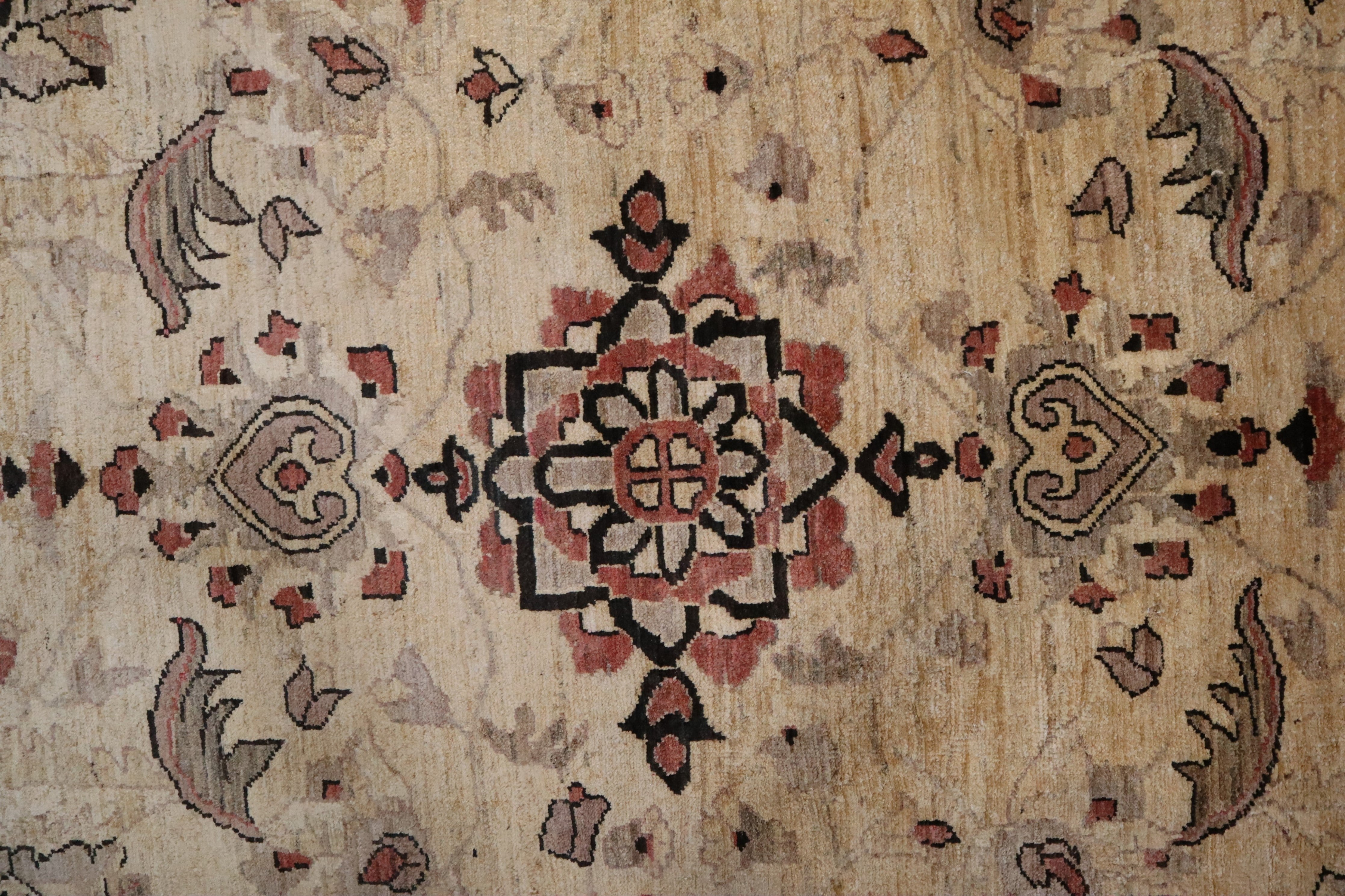 Peshawar Rug, Beige Rug, 9x12 Wool Rug, Area Rug On Carpet