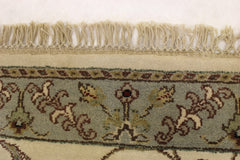 2'9" x 8'3" Persian Design Runner Rug