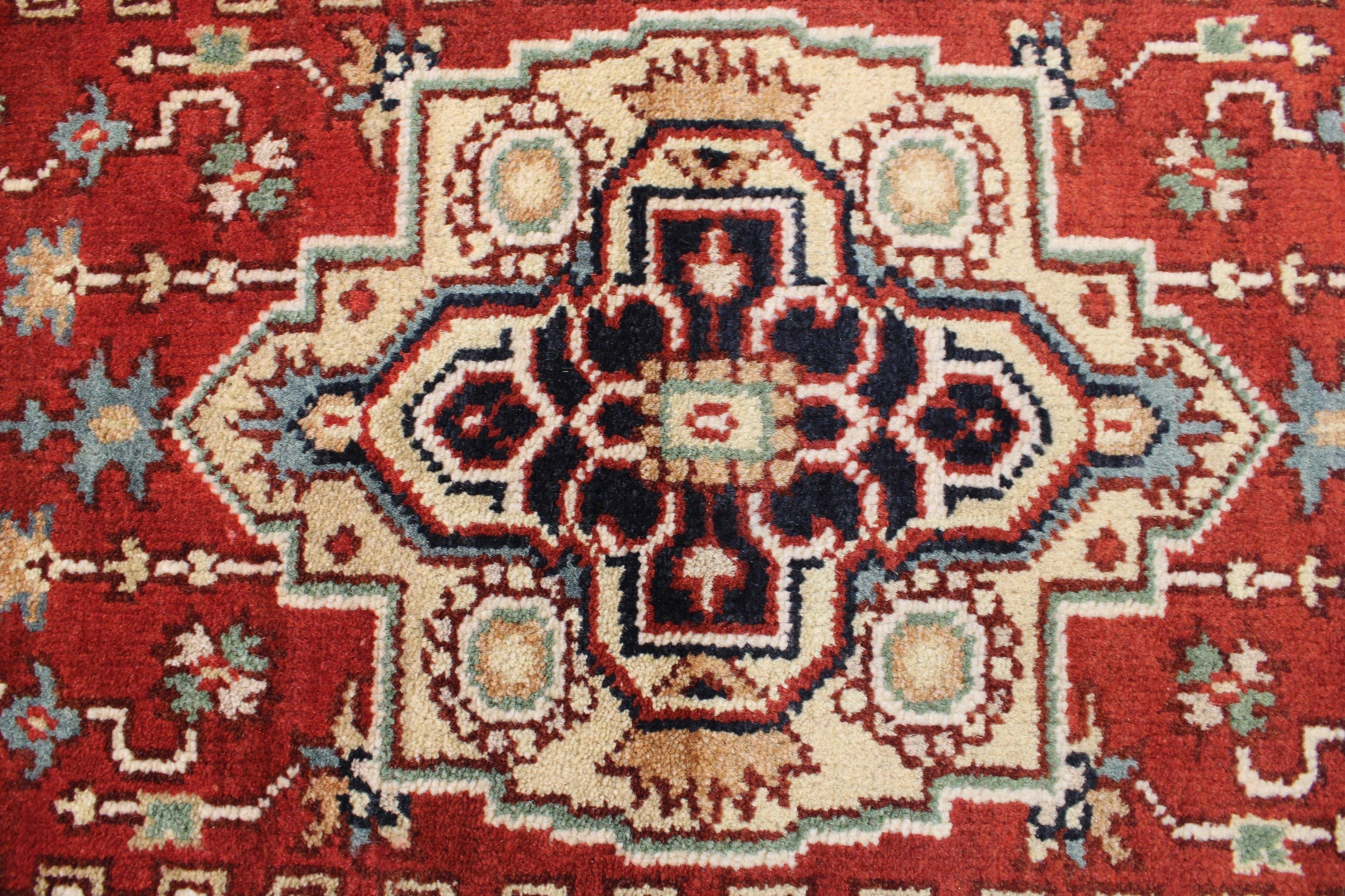 2'6" x 8'1" Serapi Hand Knotted Runner