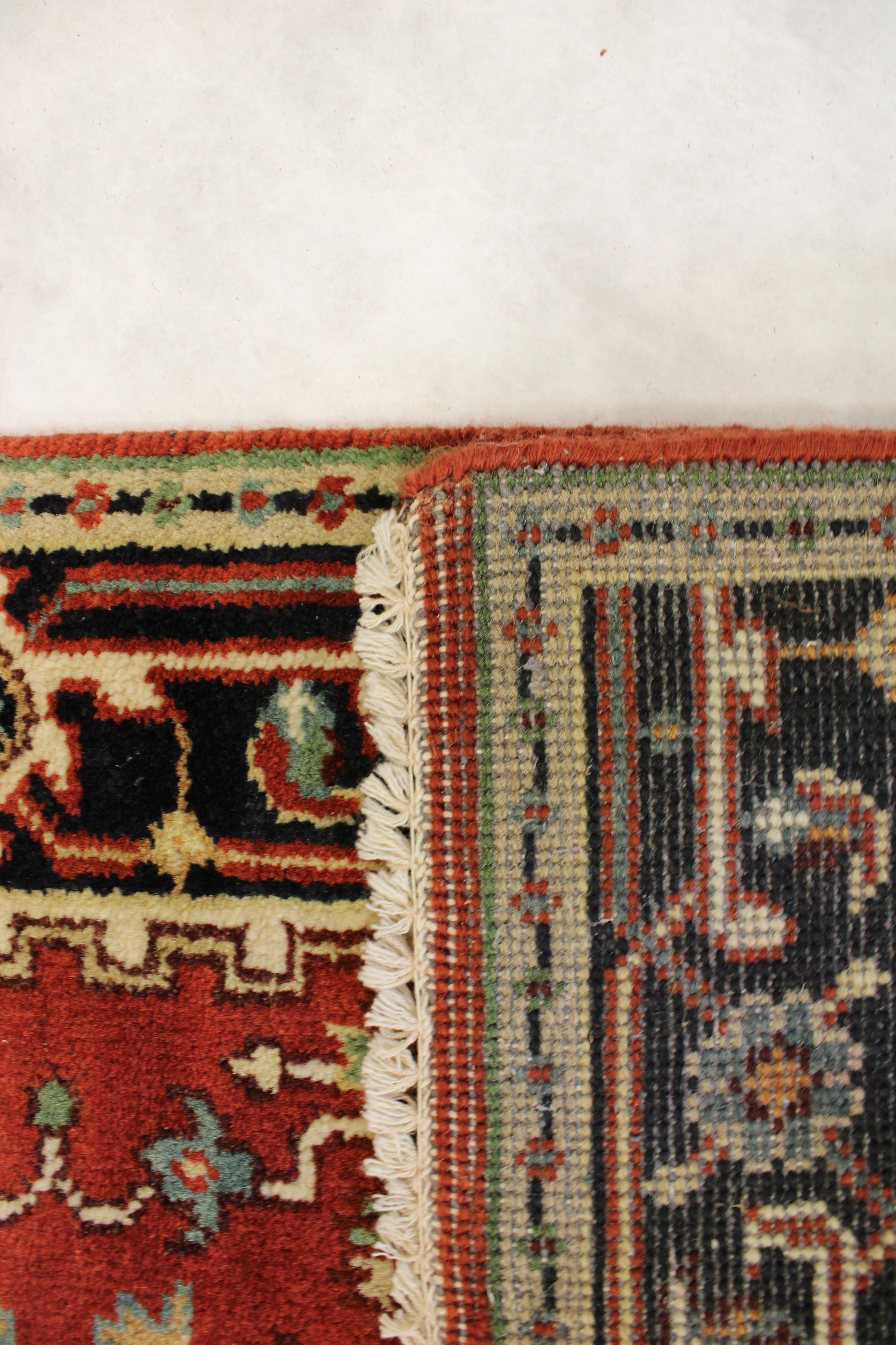 2'6" x 8'1" Serapi Hand Knotted Runner