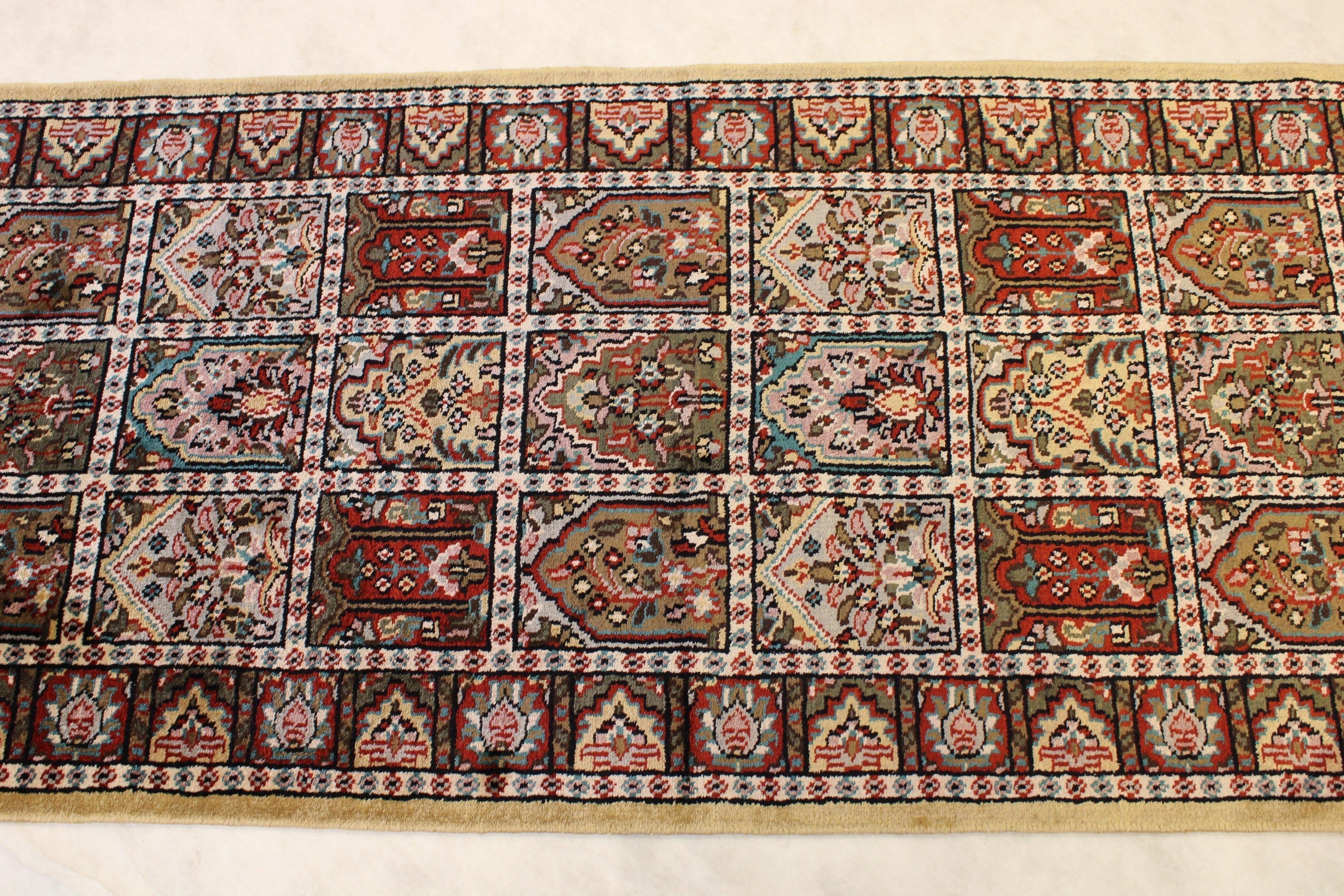 2'5" x 8'5" ft. Jammu Kashmir Hand Knotted Runner