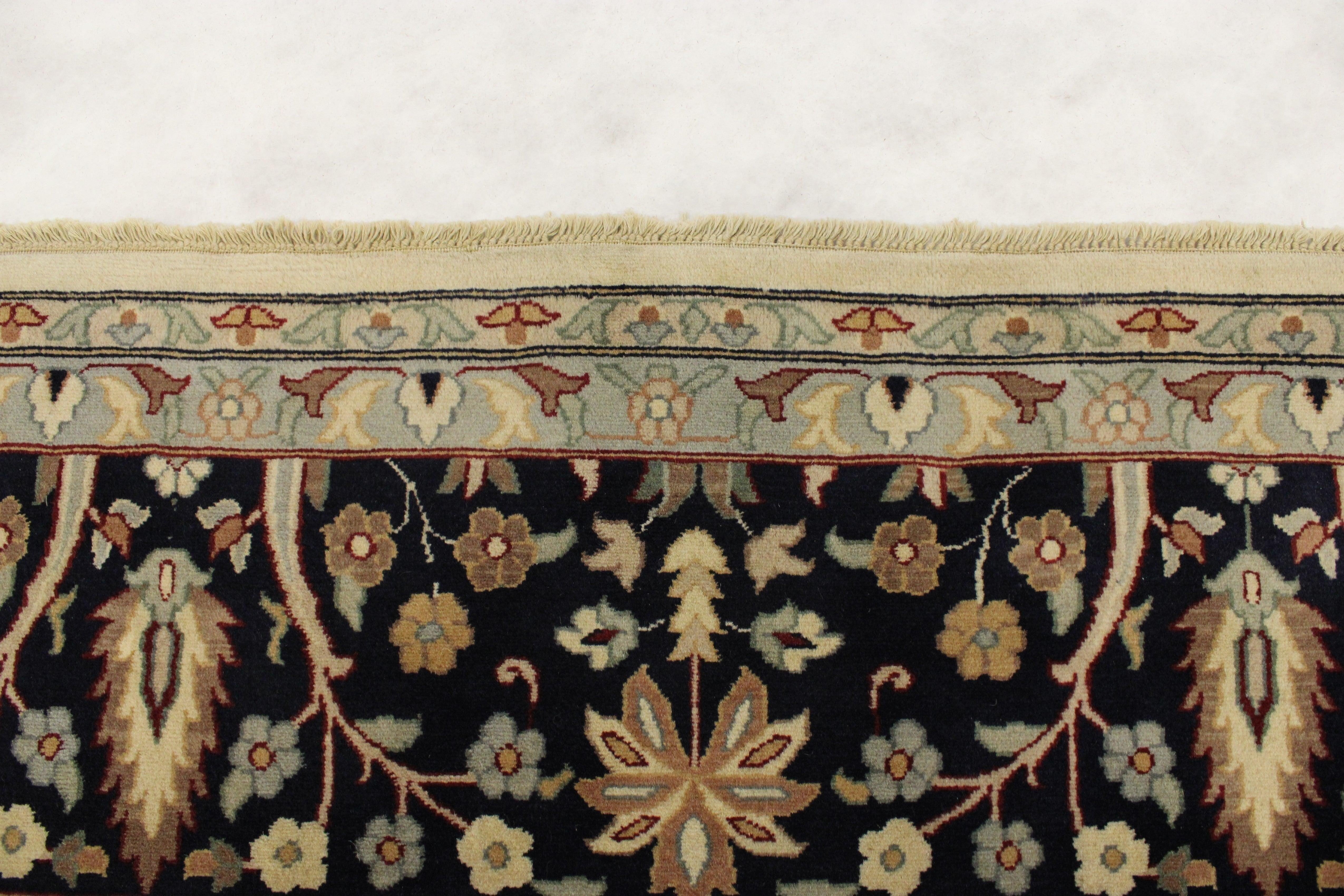 8'11" x 12'0" ft. Pak Persian Rug