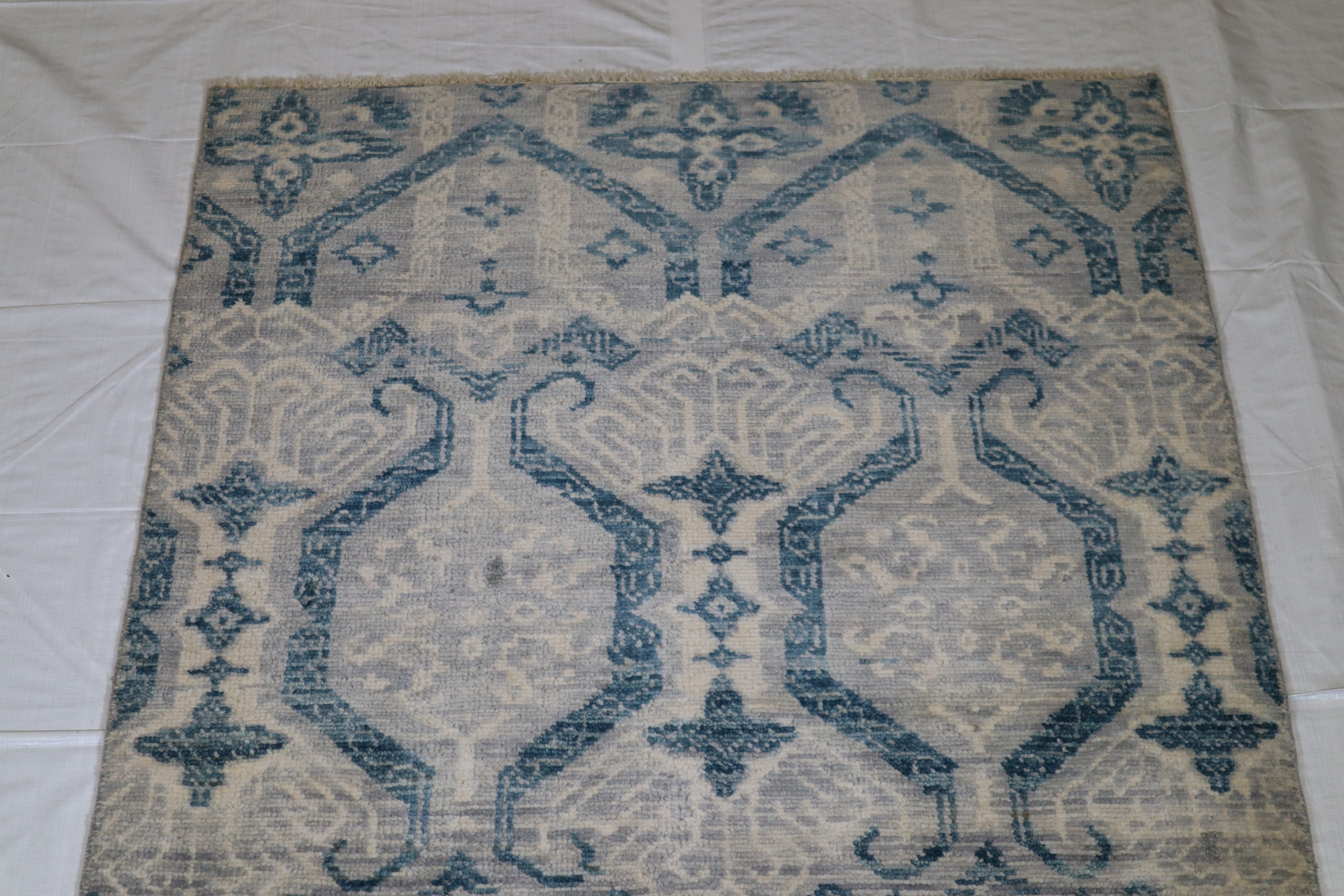Ocean Breeze Rug, Kashmir Rug, 4x6 Area Rug, Rug On Carpet