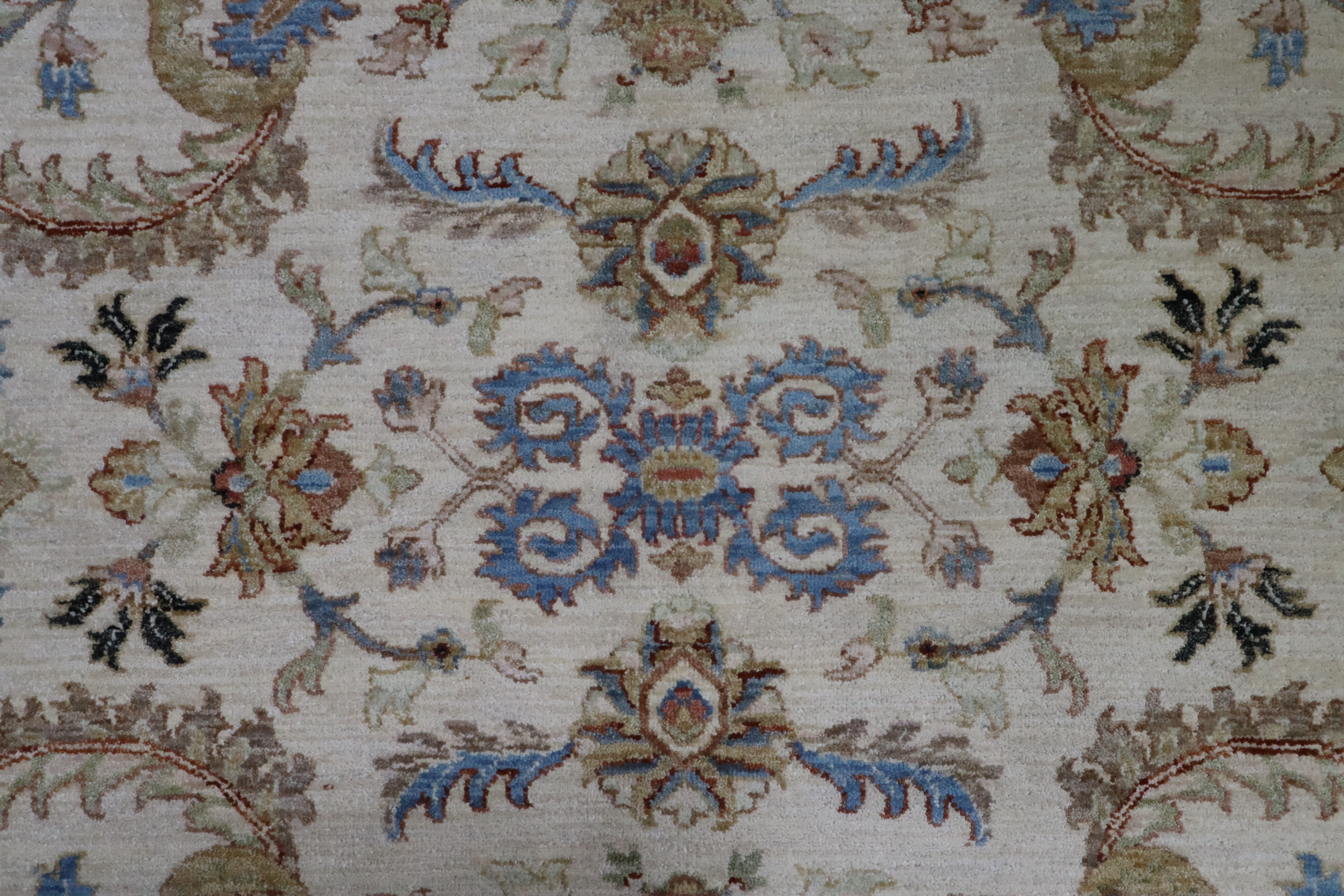 Hand Knotted Indian Rug, Persian Design Rug, Oriental Rug