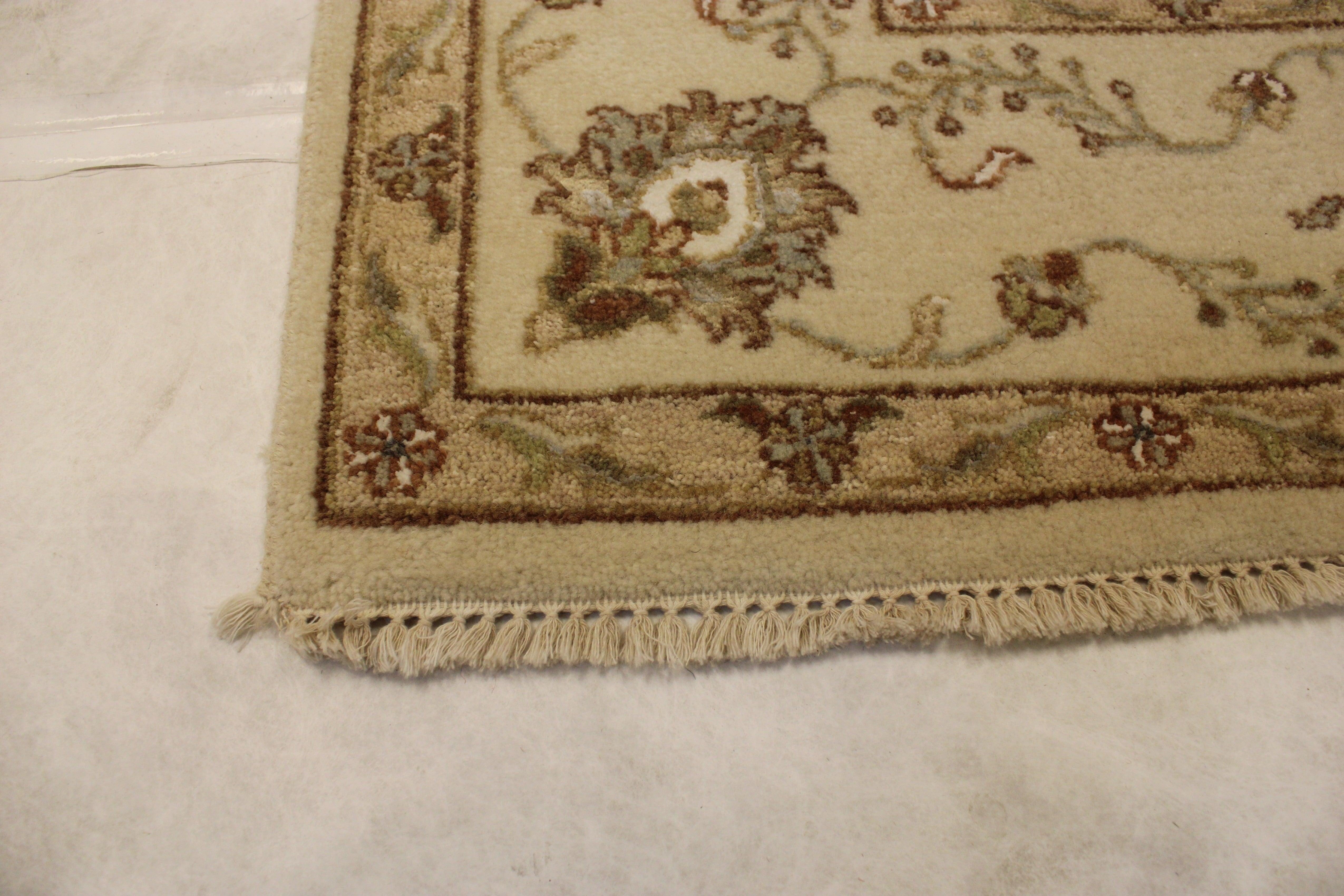 6'0" x 6'0" ft. Hand Knotted Oushak Puja Rug