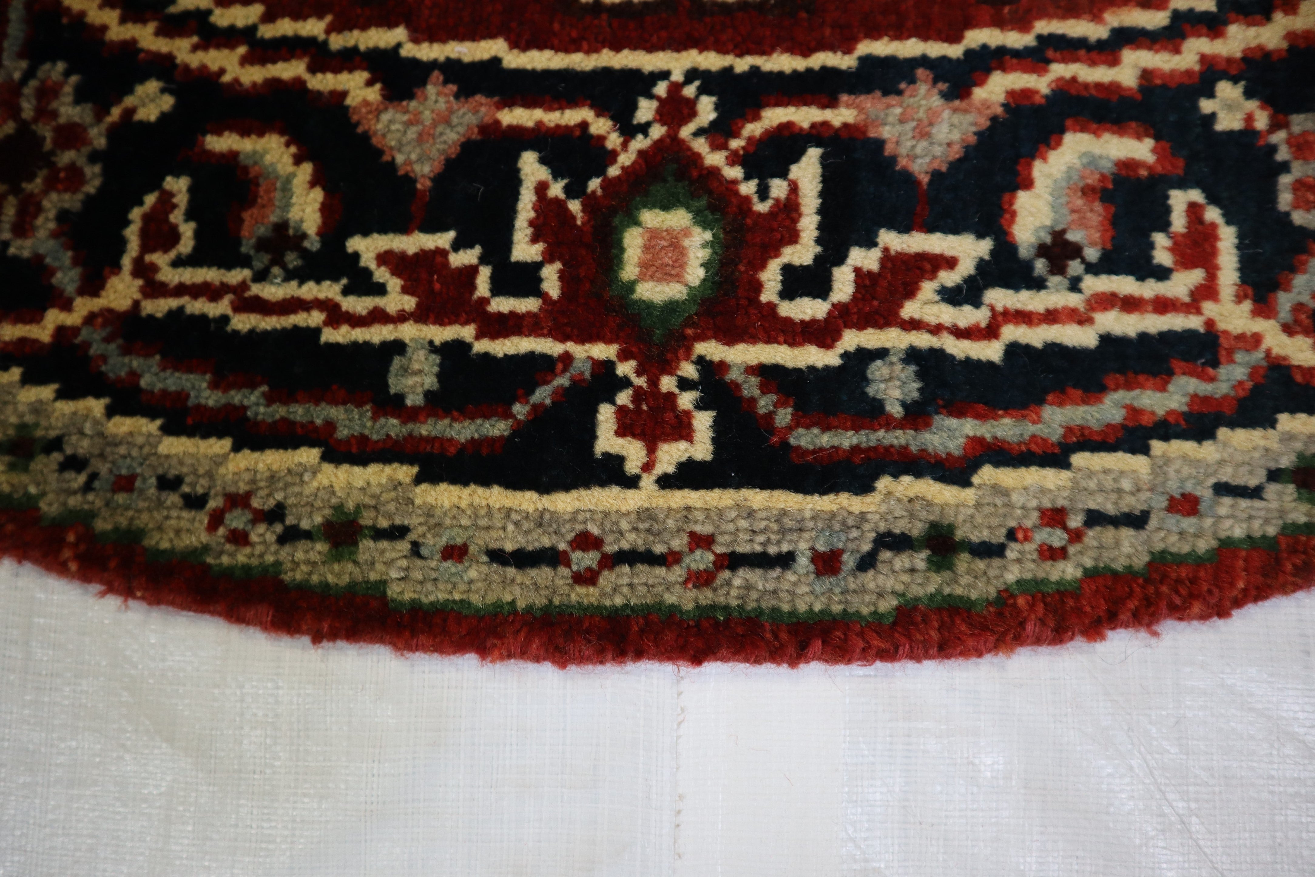 Persian Round Rug, Hand Knotted Serapi Rug, 4x4 Round Rug