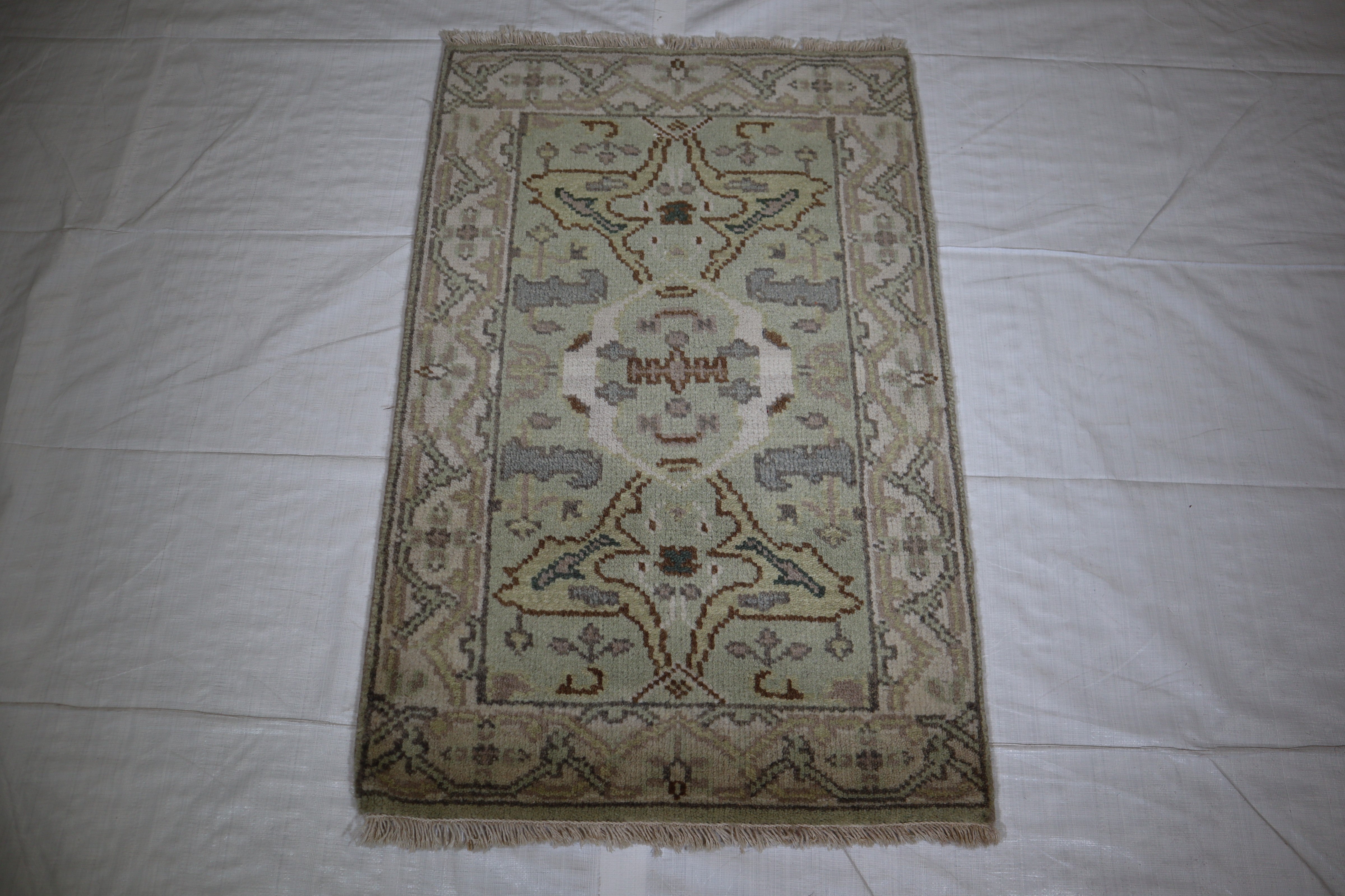 Oushak Rug, Persian Design Rug, Hand Knotted Indian Rug