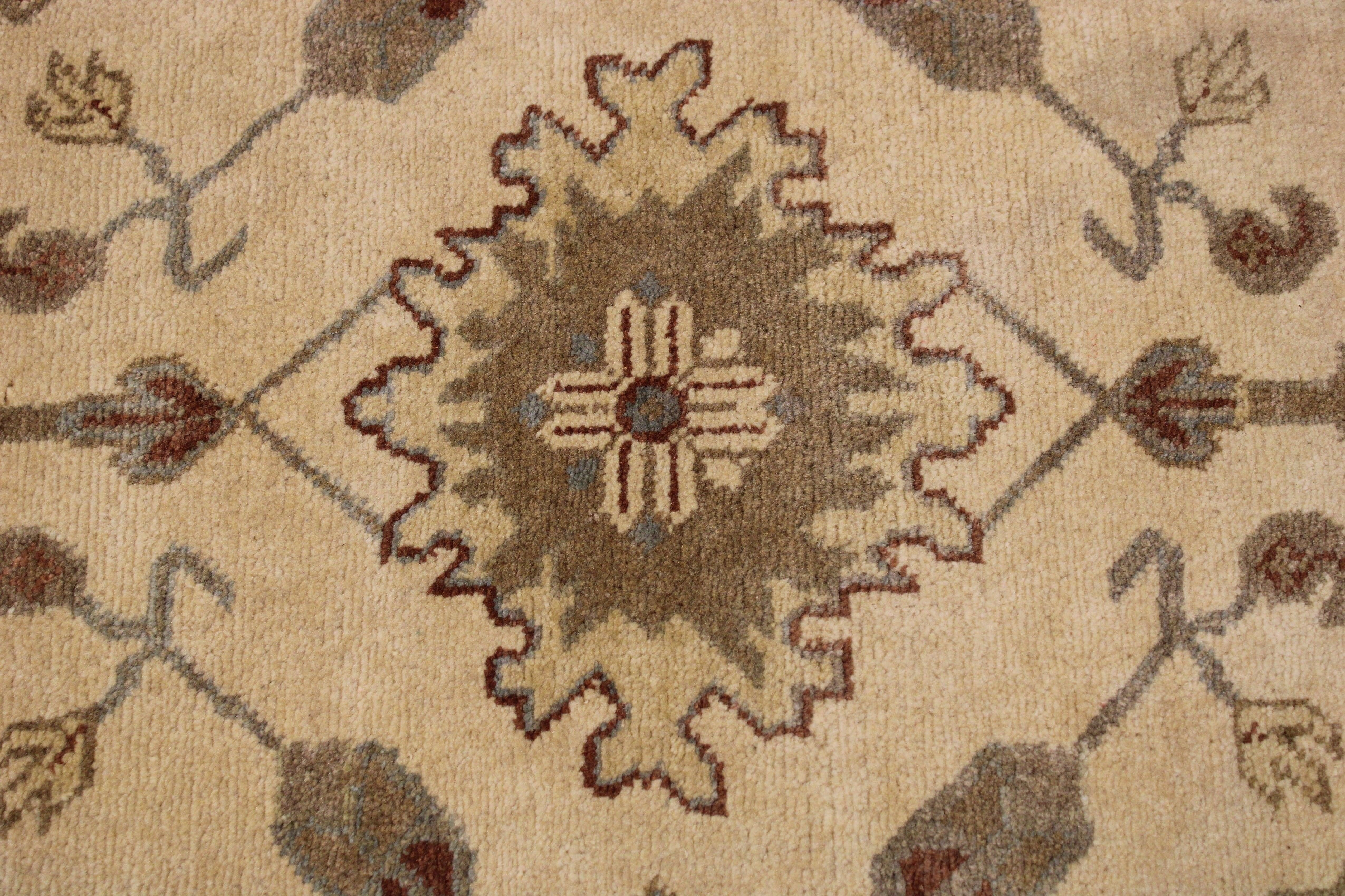 8'3" x 8'3" ft. Oushak Round Rug