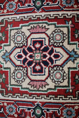 Persian Design Rug, Serapi Rug, Authentic Rug
