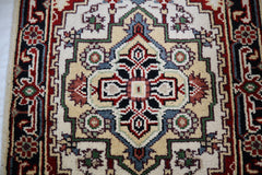 Persian Design Rug, Serapi Rug, Traditional Wool Rug