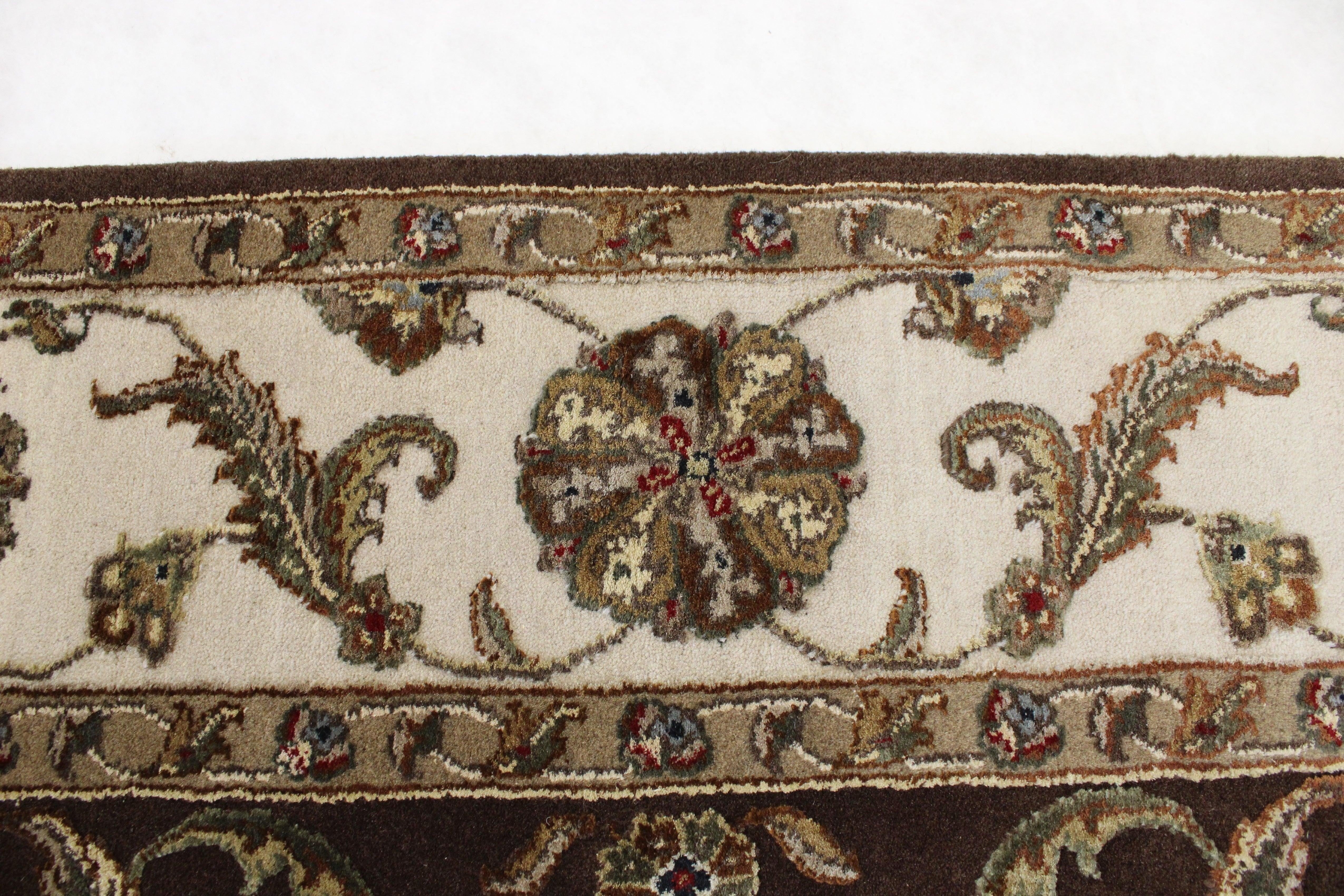 5'9" x 8'11" ft. Silk Flower Hand Knotted Rug