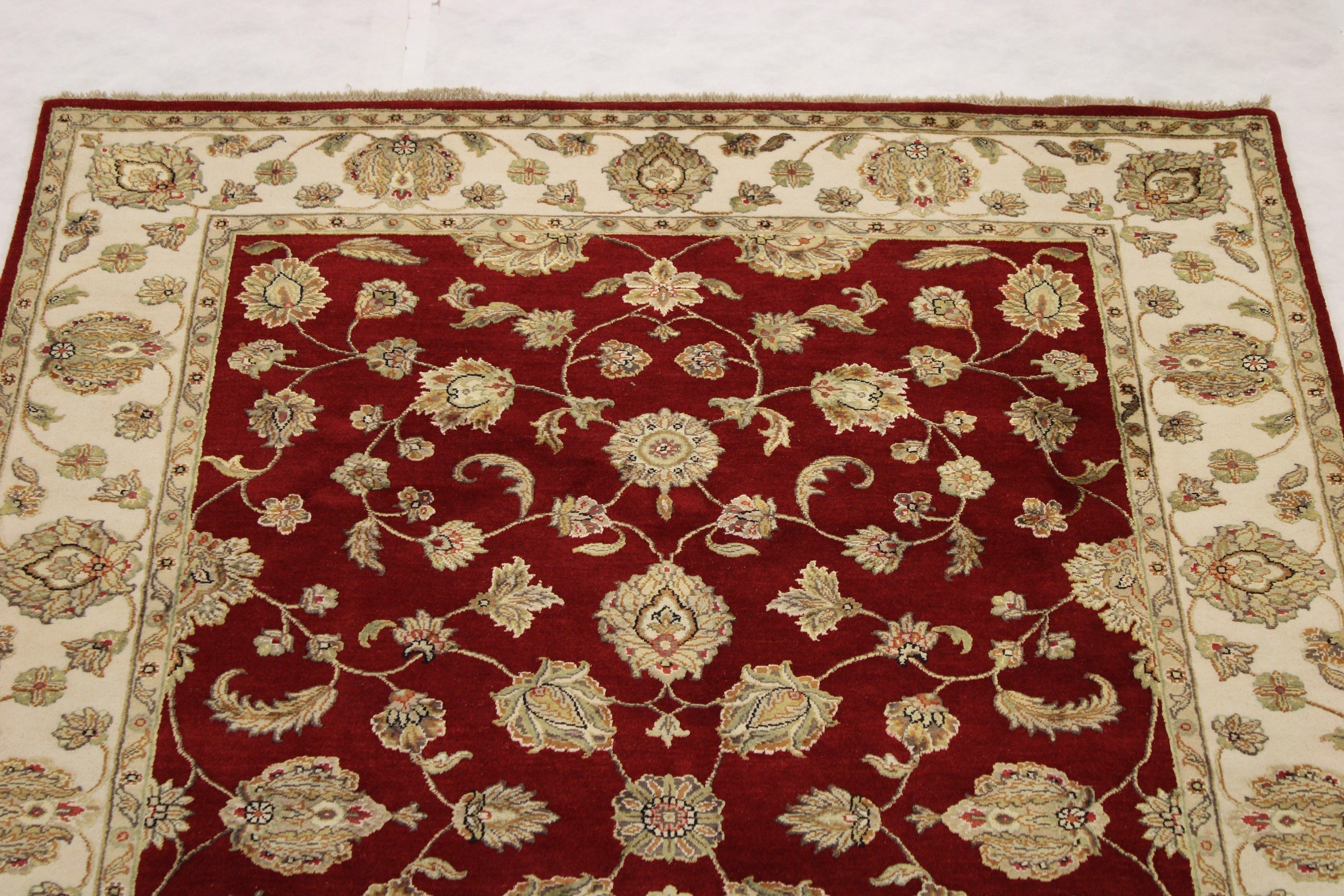 5'9" x 9'1" Silk Flower Hand Knotted Rug