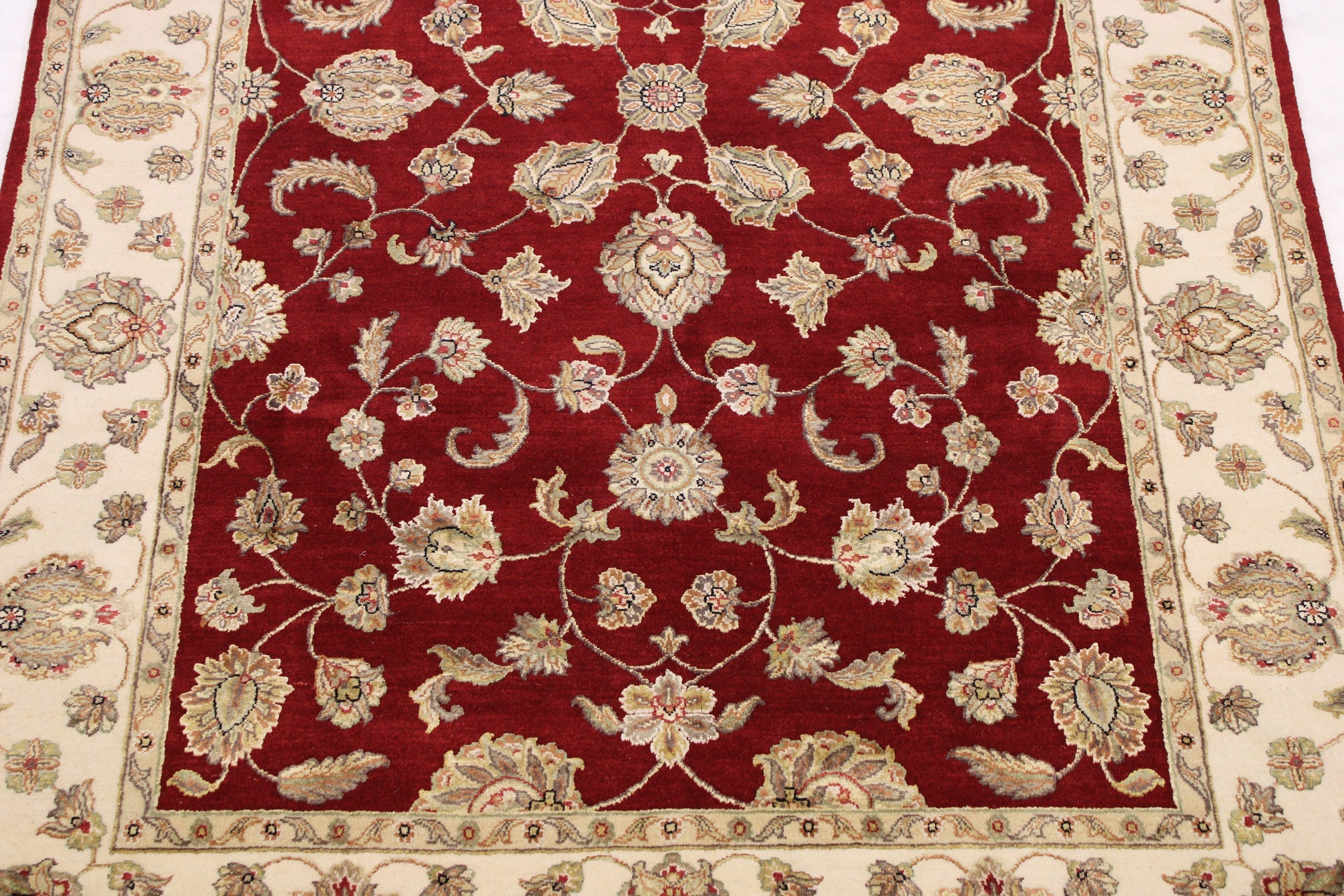 5'9" x 9'1" Silk Flower Hand Knotted Rug