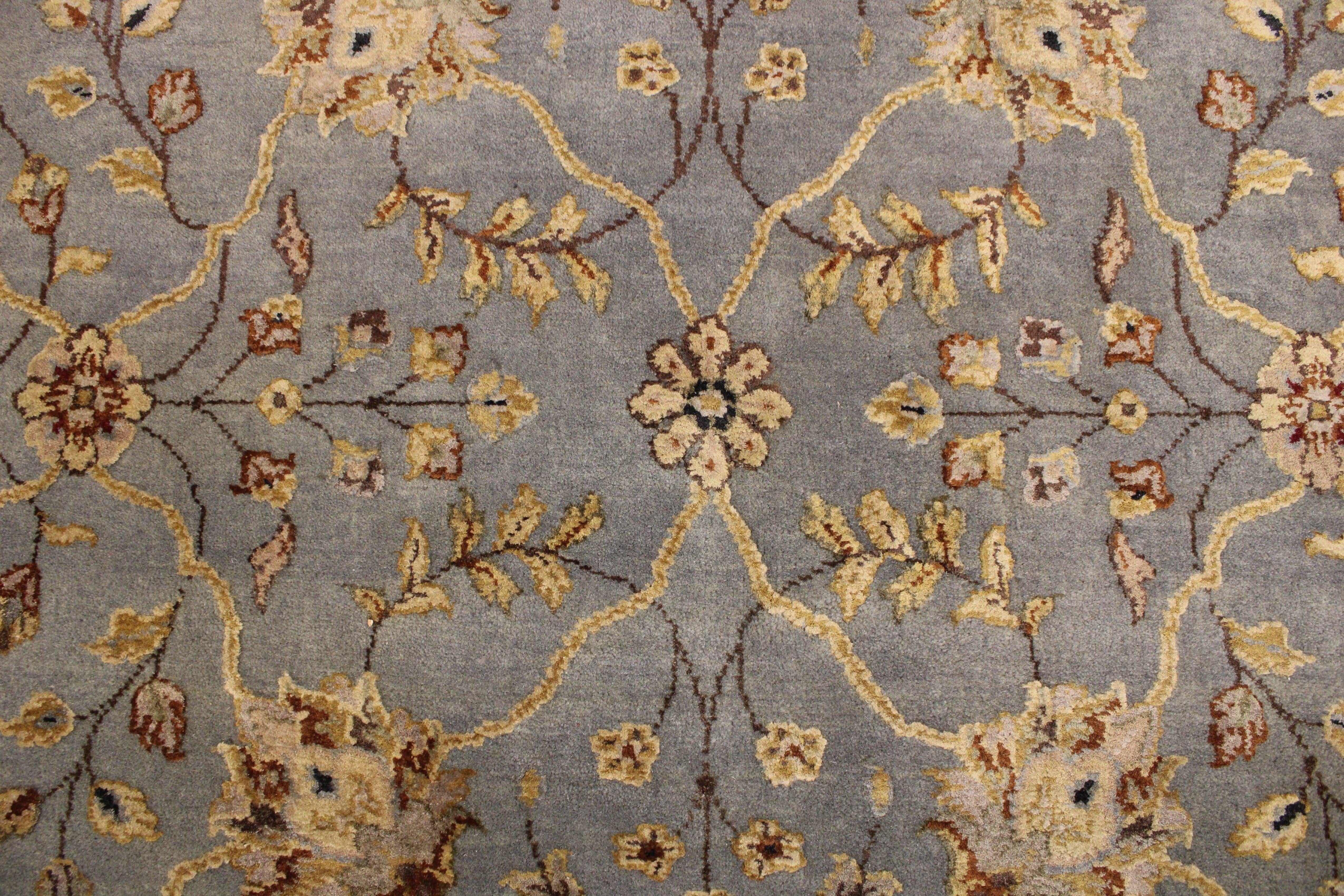 6'1" x 9'2" Silk Flower Hand Knotted Oriental Rug
