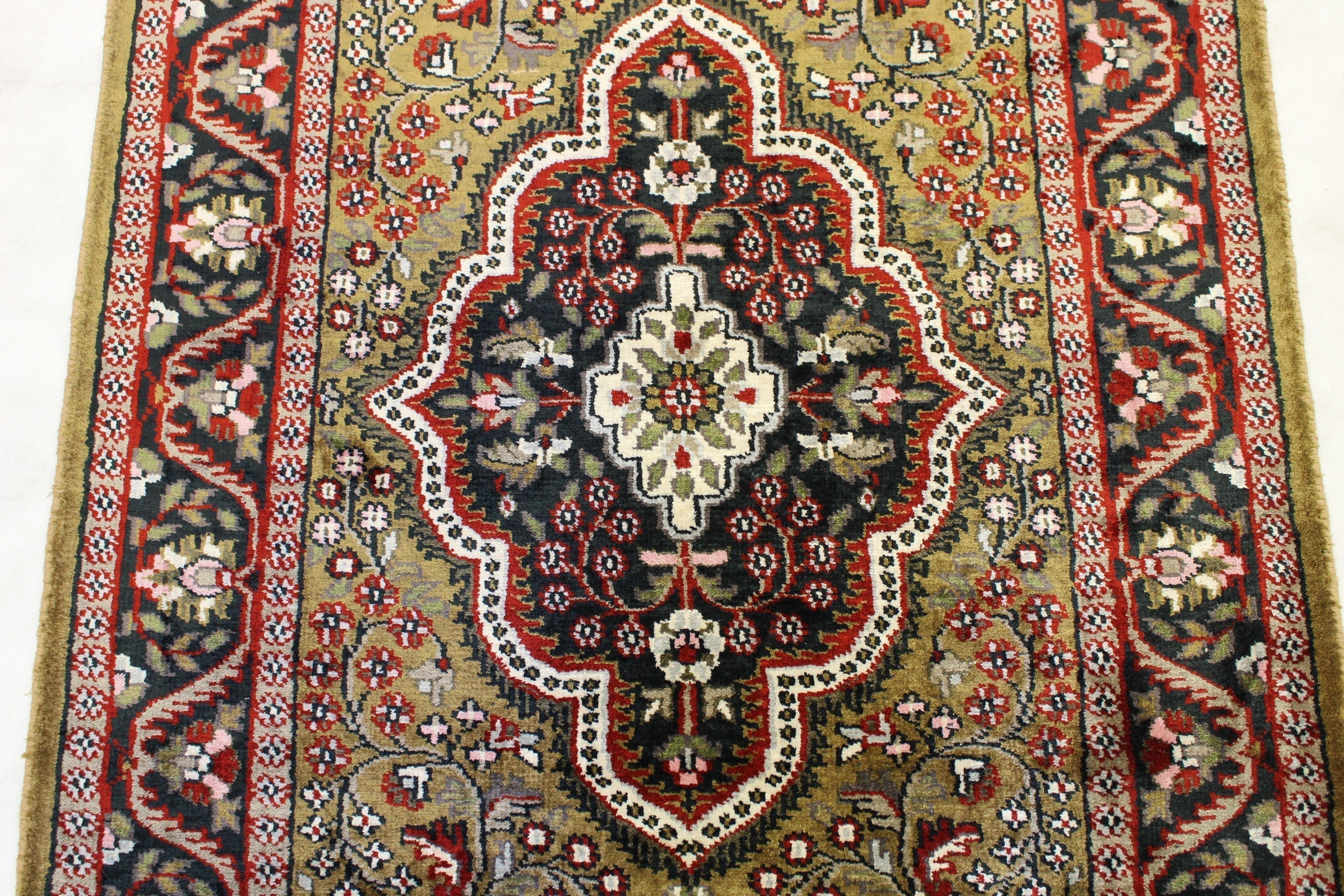 jammu kashmir rug, hand knotted runner, entryway runner, carpet runners, kitchen floor mats