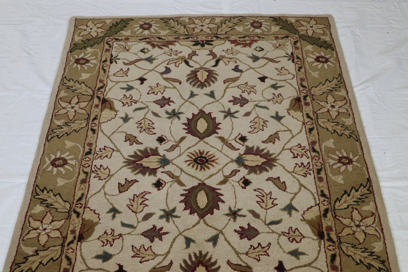 Tufted Rug, Indian Rug, 5x8 Area Rug