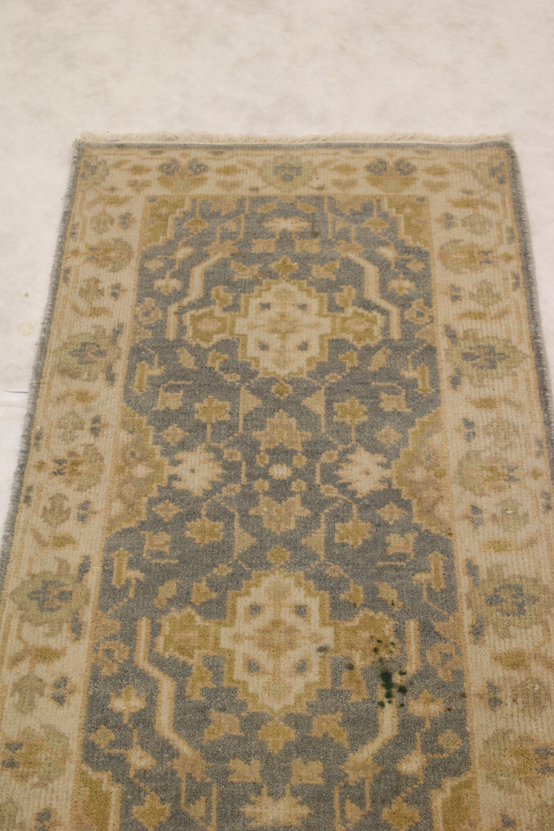 2x4 Hand Knotted Rug, Persian Design Rug