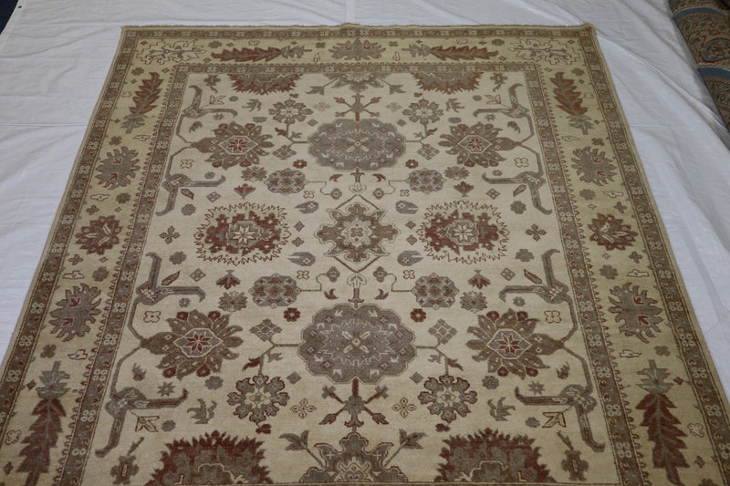 Oushak Hand Knotted Rug, Persian Design Rug