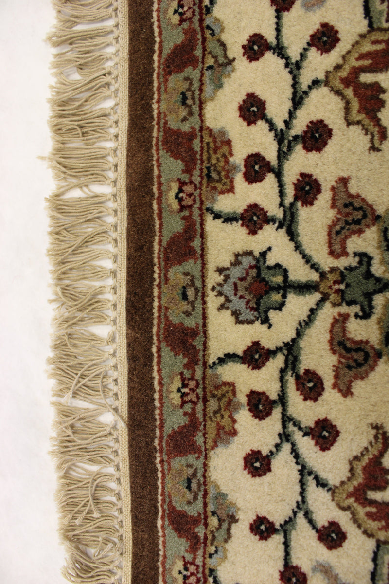 Indian Traditional Rug, Hand Knotted Wool Rug