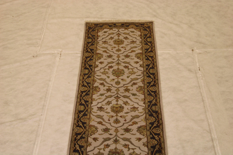 2'6" x 12'2" Silk Flower Hand Knotted Runner