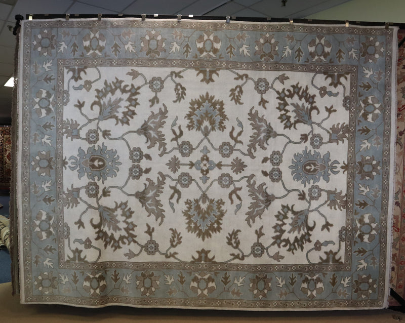 Oushak Hand Knotted Rug, Persian Design Rug