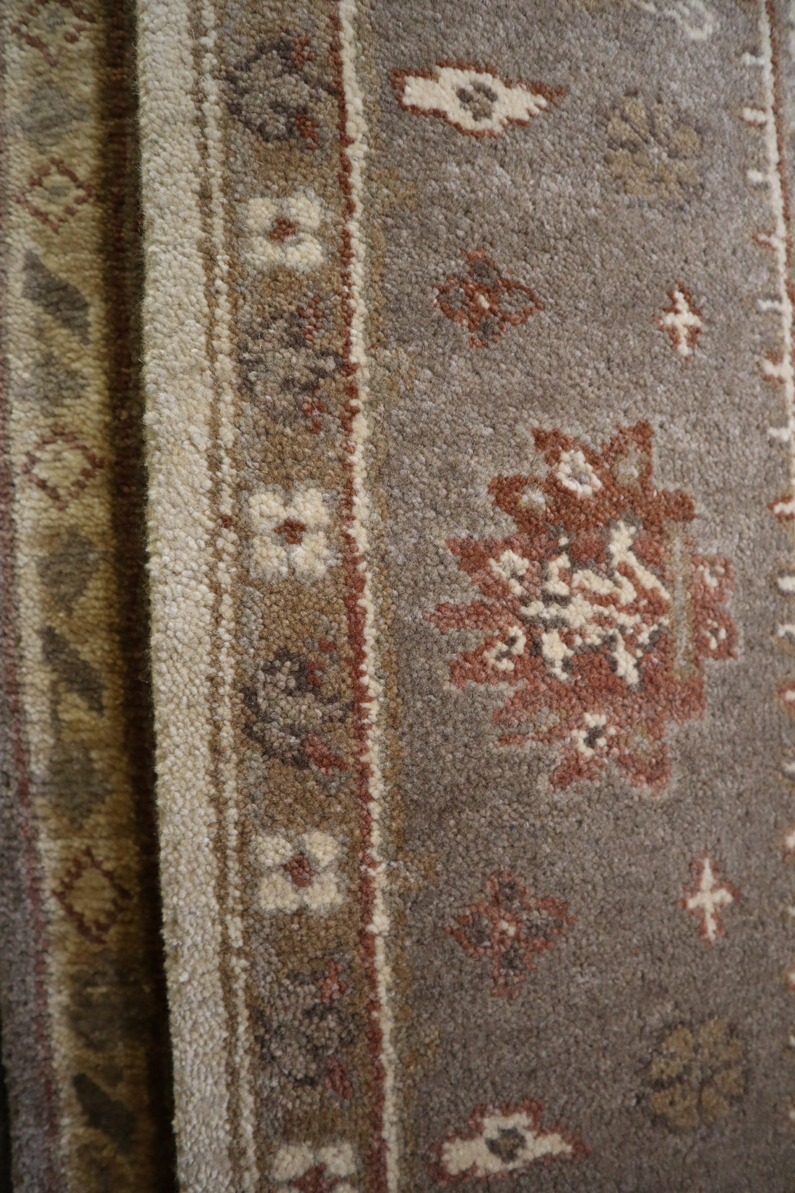 Oushak Rug, Persian Design Rug, 6x9 Rug, Area Rug For BedroomOushak Rug, Persian Design Rug, 6x9 Rug, Area Rug For Bedroom