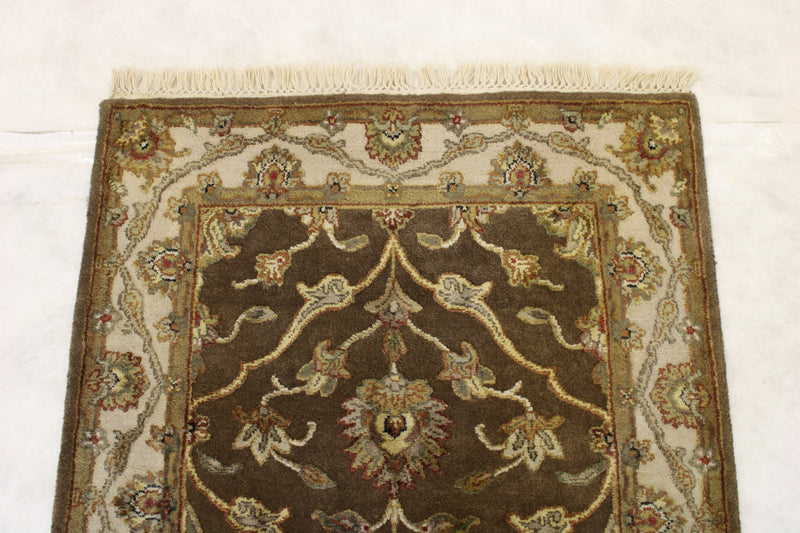 2'7" x 10'0" Silk Flower Hand Knotted Runner