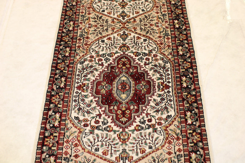 2'6" x 8'10" Jammu Kashmir Hand Knotted Runner