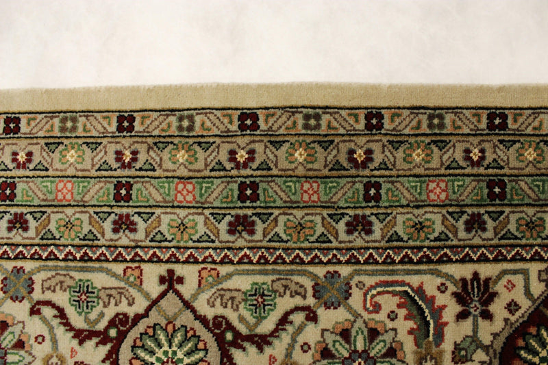 persian rugs, types of persian rugs, standard rug sizes, rugs that look like wood, living spaces rugs