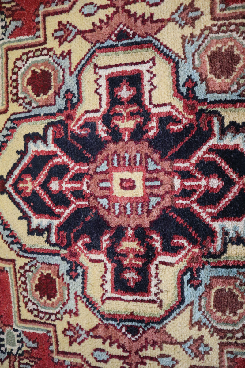 Serapi Rugs, Persian Rugs, Round Rugs, Caucasian Rugs