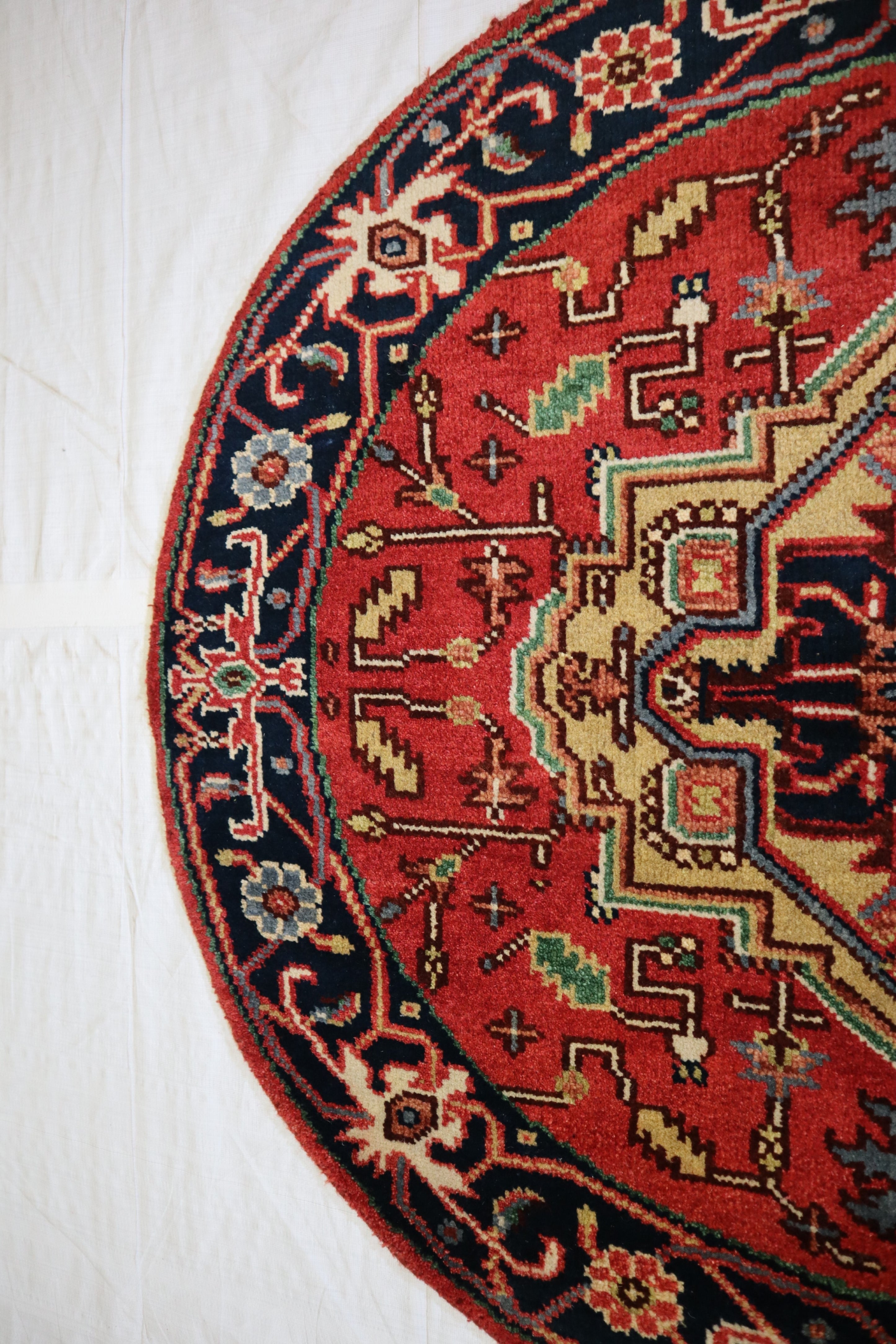 Serapi Rug, Round Rug, Oriental Style Rug, Rug For Bedroom