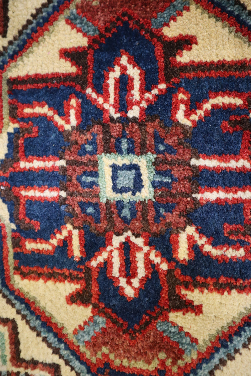 Serapi Rug, Colorful Rug, Round Rug, Types Of Persian Rugs