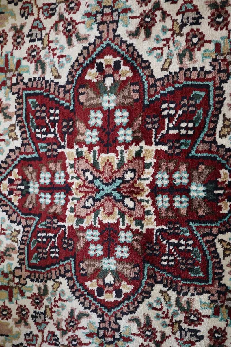 Jammu Kashmir Rug, Round Rug, Colorful Rug, Types Of Persian Rugs