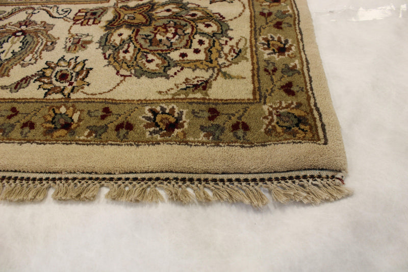 9'1" x 9'0" ft. Jaipur Hand Knotted Rug