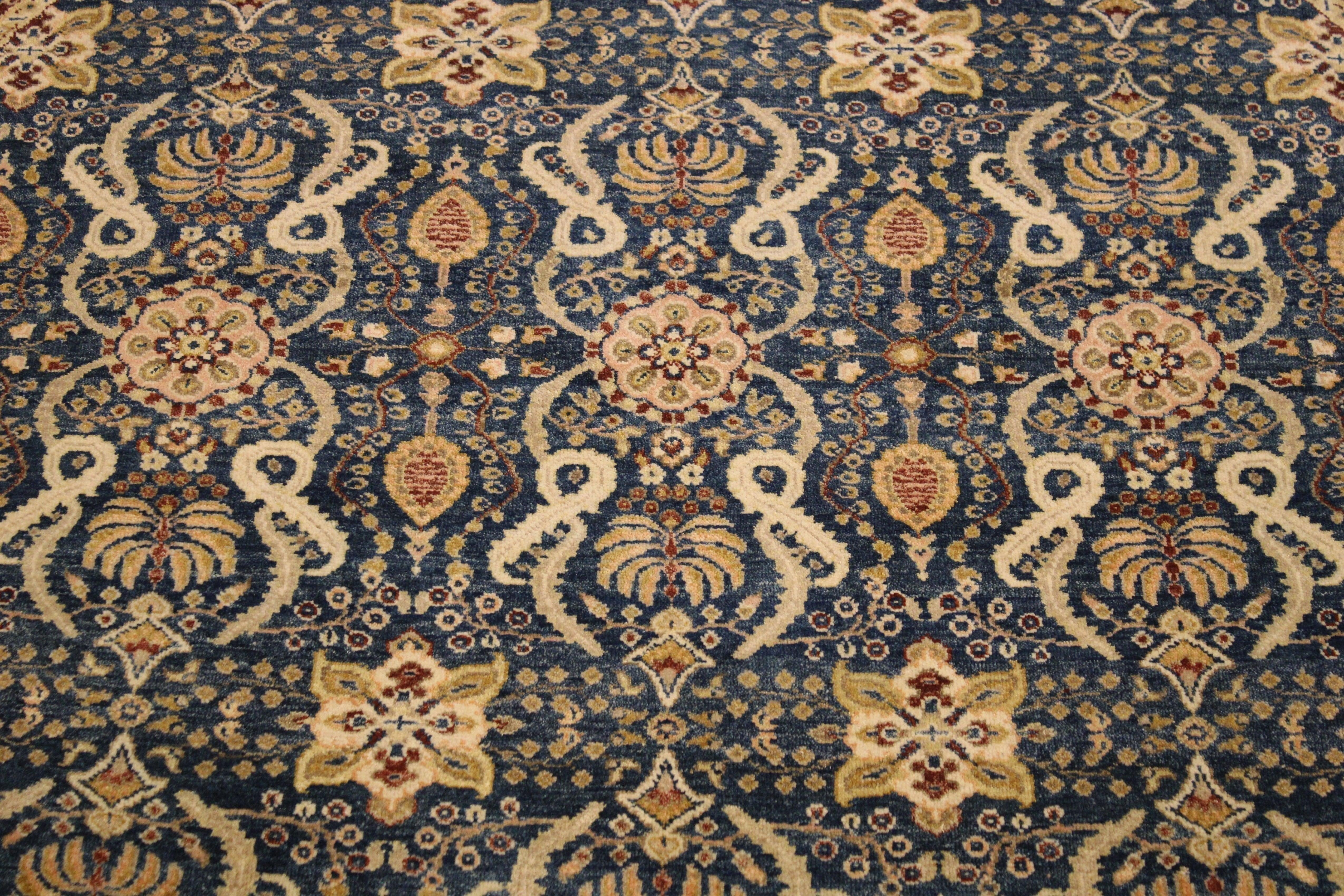 7'2" x 7'3" ft. Oushak Round Rug