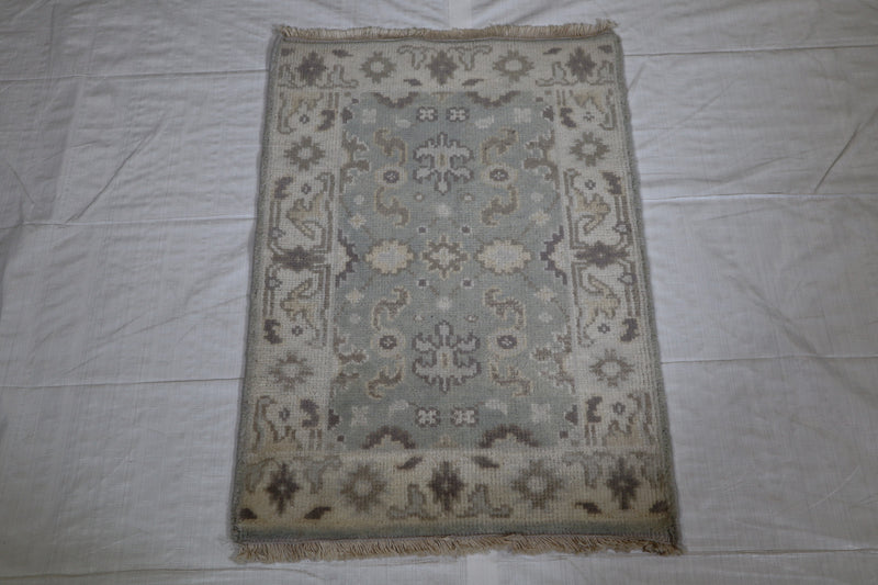 Persian Design Rug, Hand Knotted Oushak Rug, Area Rug