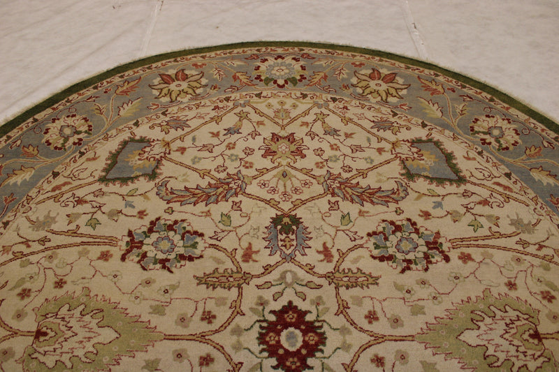 9'9" x 9'9" ft. Oushak Puja Round Rug