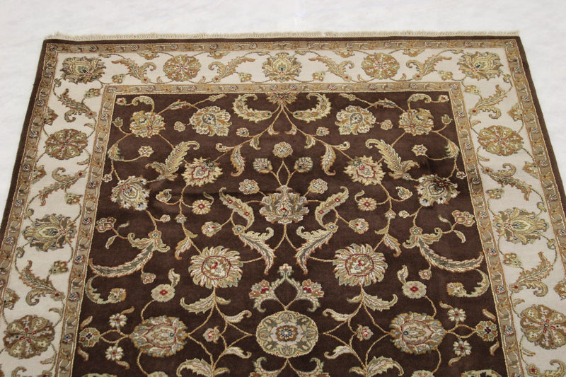 5'9" x 8'11" ft. Silk Flower Hand Knotted Rug