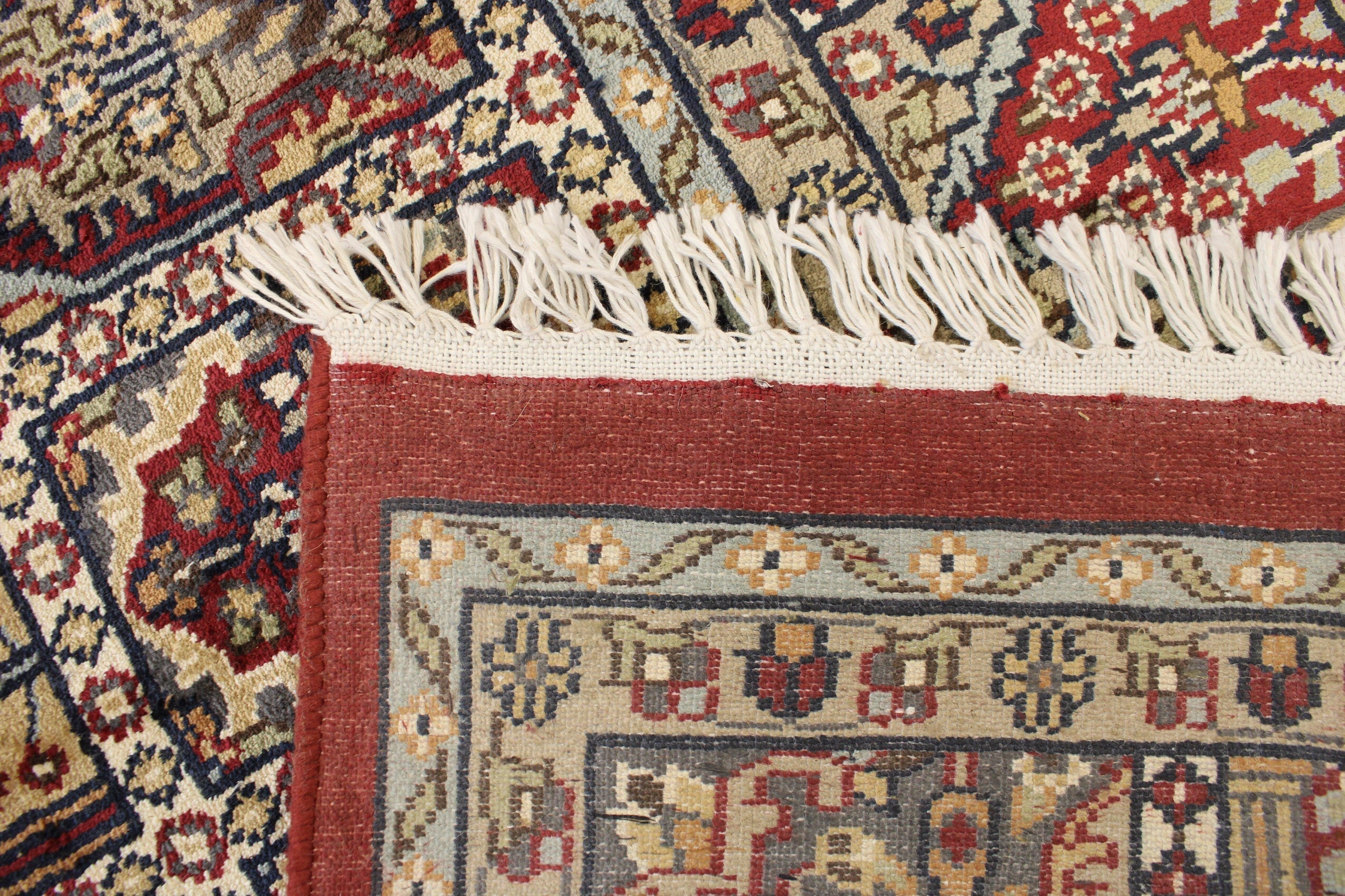 5'11" x 9'3" Jammu Hand Knotted Rug